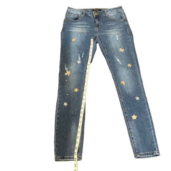 Romeo & Juliet Couture Sequined Star Jeans Medium Wash Size Medium - Picture 4 of 8